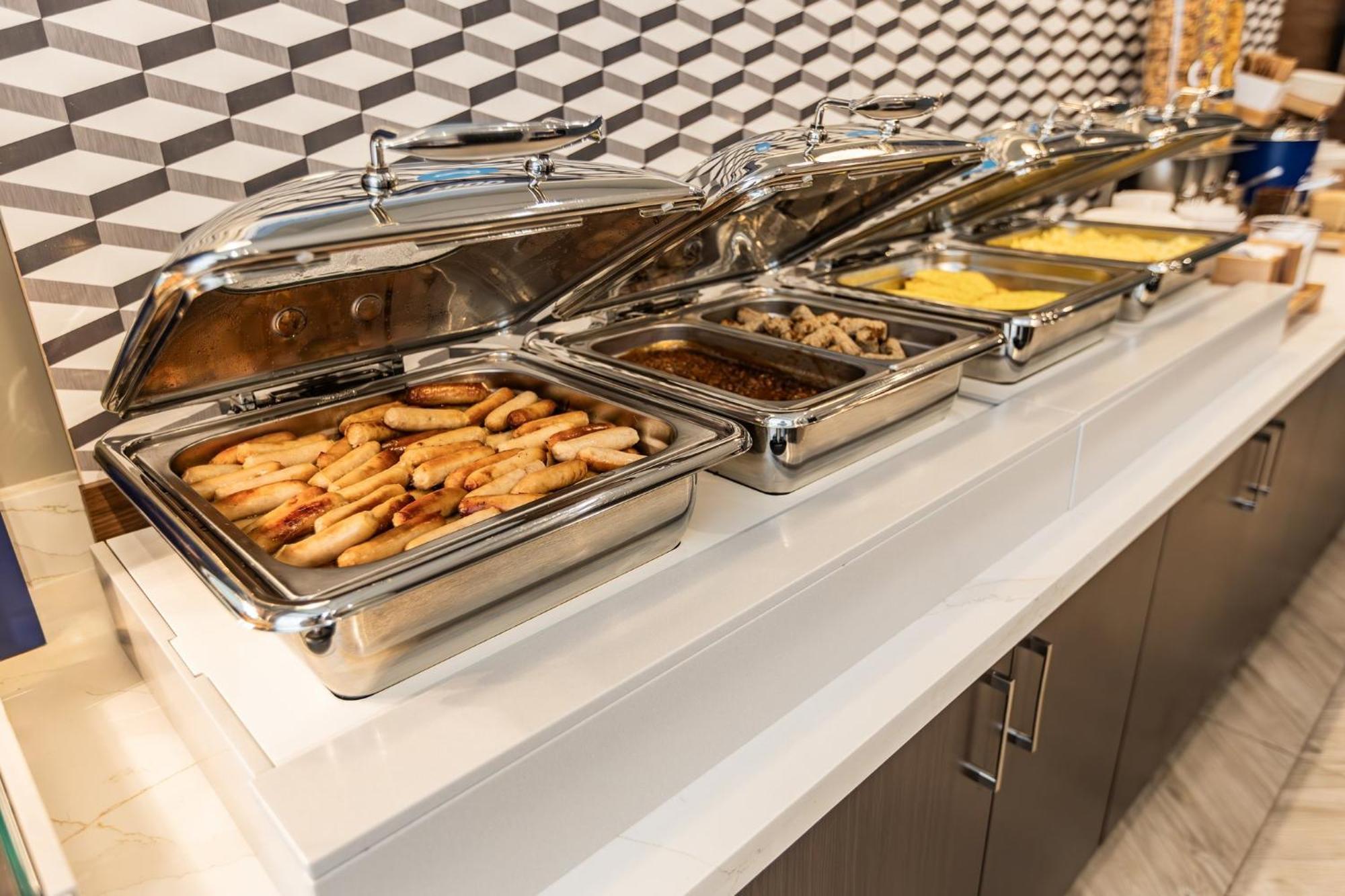 Holiday Inn Express & Suites - Toronto Airport South By Ihg Extérieur photo