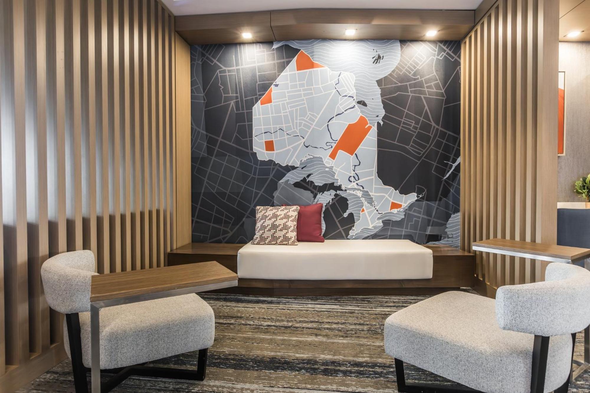 Holiday Inn Express & Suites - Toronto Airport South By Ihg Extérieur photo