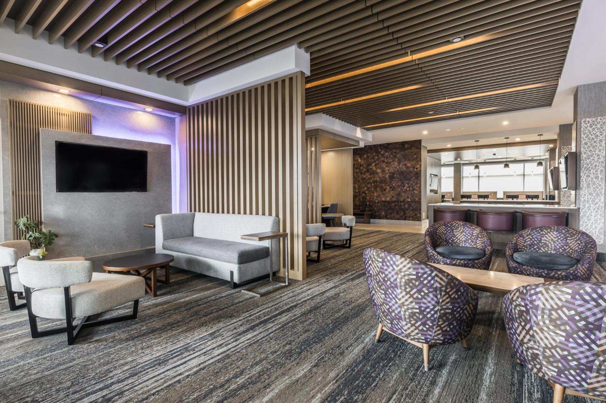 Holiday Inn Express & Suites - Toronto Airport South By Ihg Extérieur photo